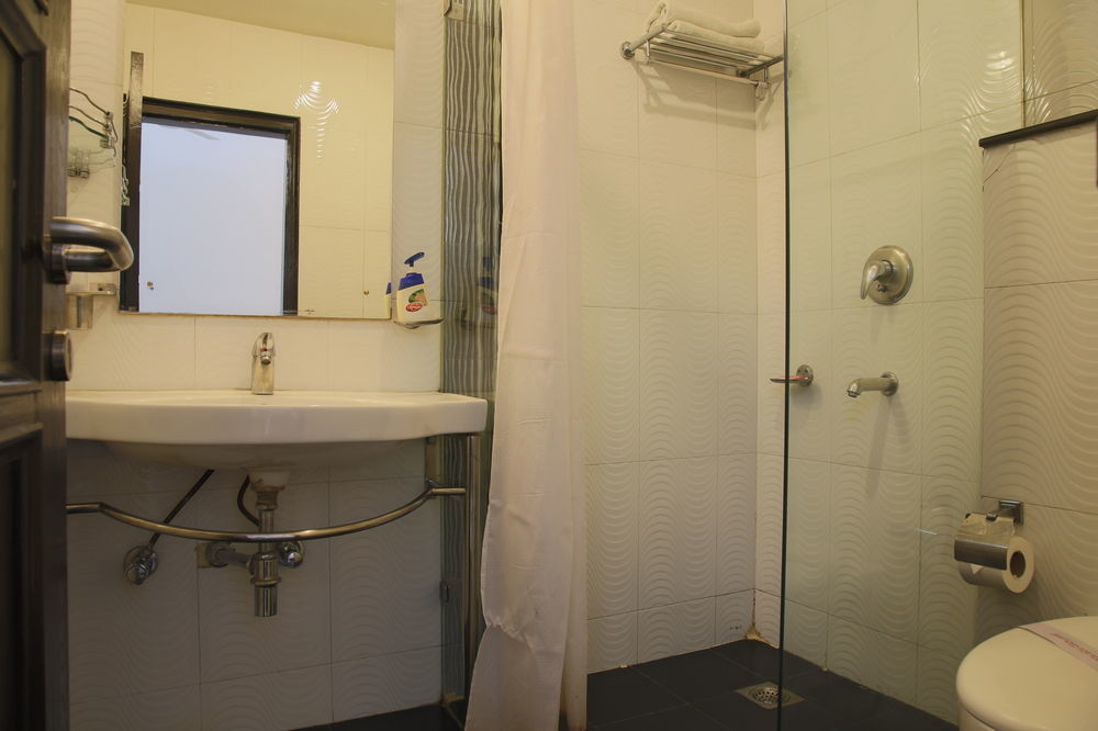 Fabhotel Exotica Greenpark New Delhi Ngoại thất bức ảnh